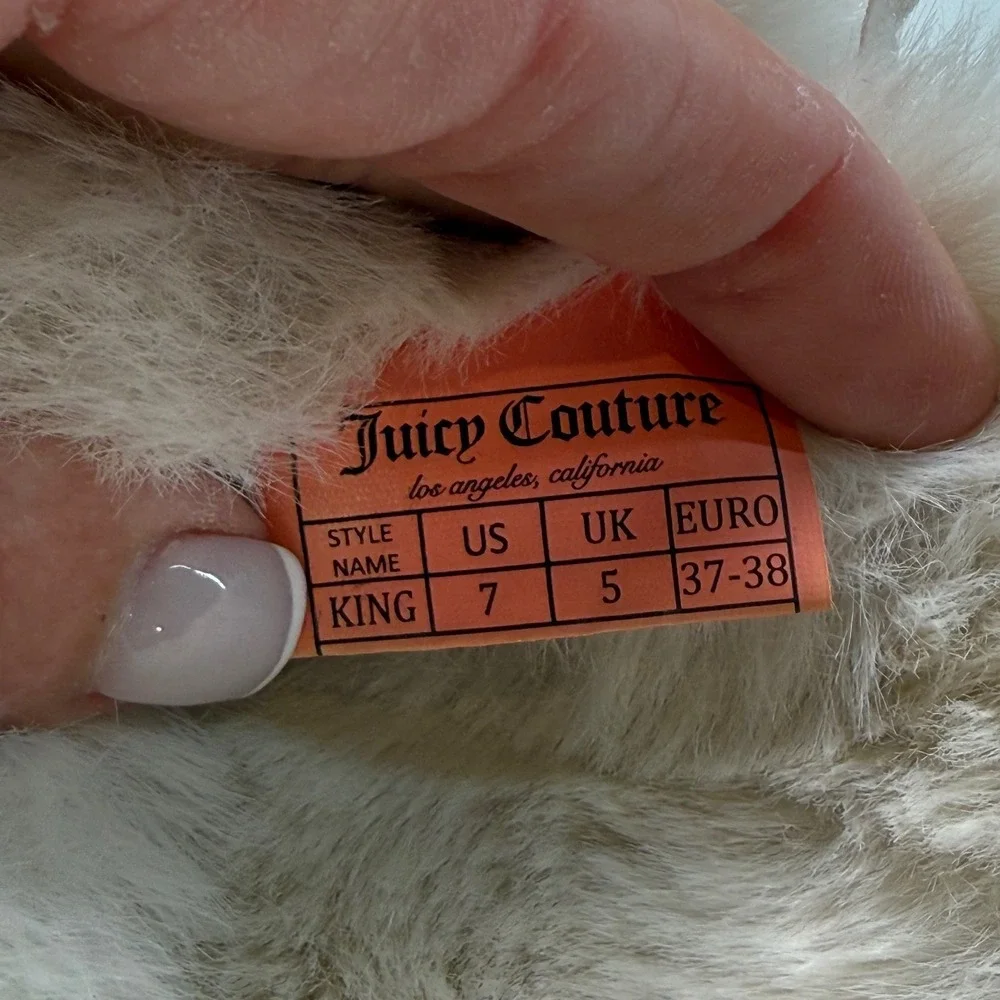 Juicy Couture Faux Fur Cuff Ankle Brown Boots Cozy Winter Style Women's Size 7